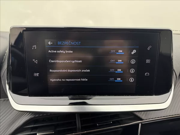 Peugeot 2008 1,5 HDi ACTIVE LED SENZORY ČR - foto 38
