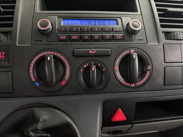Volkswagen Transporter 1,9 75kW DPH 2XCAB VALNÍK TZ