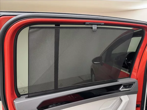Volkswagen Touran 1,4 TSi 110kW DSG ACC 5MÍST CZ - foto 37