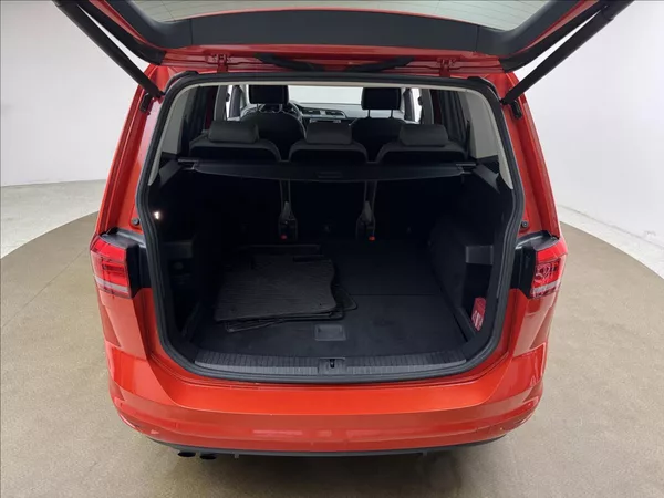 Volkswagen Touran 1,4 TSi 110kW DSG ACC 5MÍST CZ - foto 44