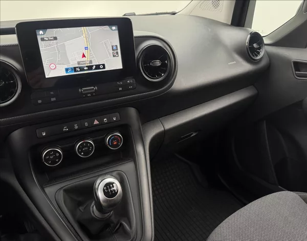 Mercedes-Benz Citan 1,5 TOURER DPH NAV LED 1MAJ ČR - foto 16