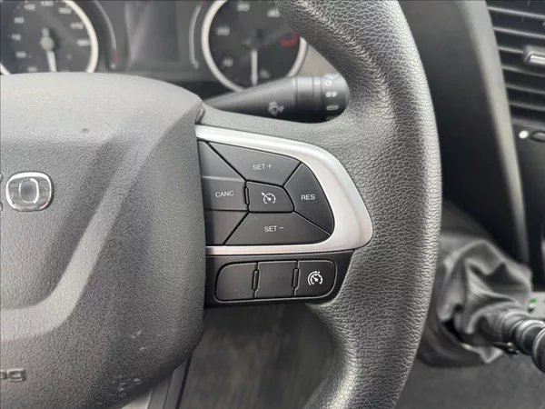 Iveco Daily 2,3 PLOŠINA DPH NAVI KAMERA - foto 11