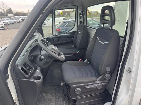 Iveco Daily 2,3 PLOŠINA DPH NAVI KAMERA - foto 24
