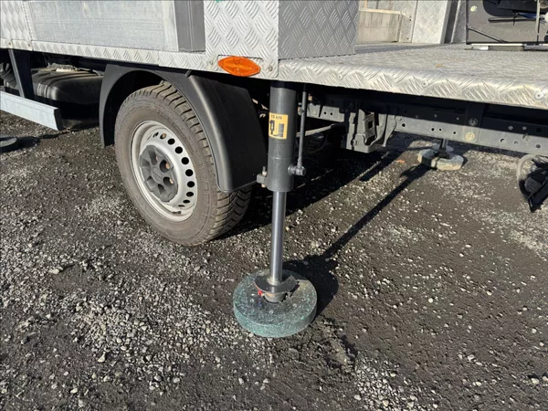 Iveco Daily 2,3 PLOŠINA DPH NAVI KAMERA - foto 39