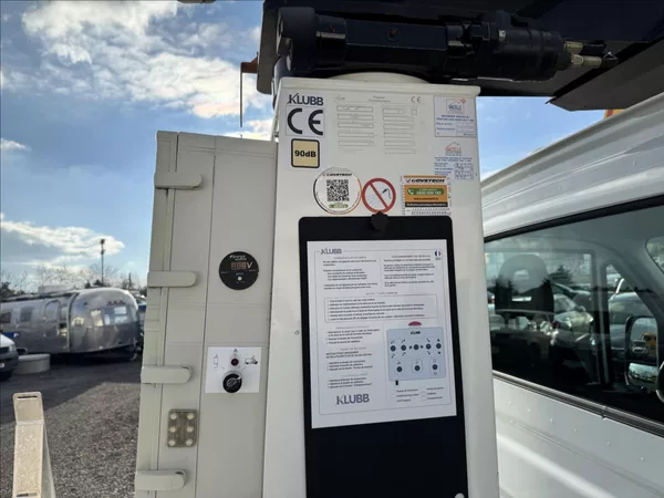 Iveco Daily 2,3 PLOŠINA DPH NAVI KAMERA - foto 40