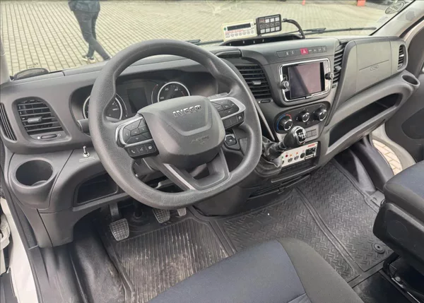 Iveco Daily 2,3 PLOŠINA DPH NAVI KAMERA - foto 7