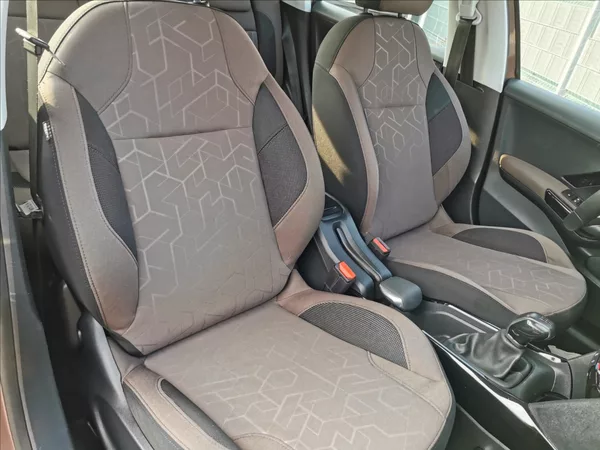 Peugeot 2008 1.4 HDi Active - foto 12