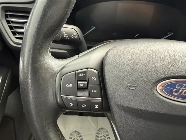 Ford Focus 1.5 TDCi EcoBlue - foto 14