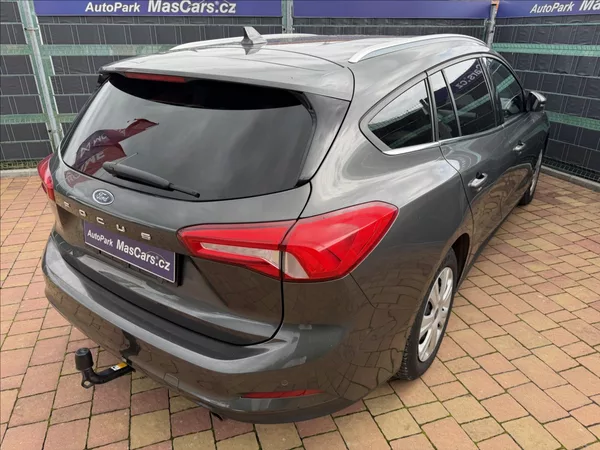 Ford Focus 1.5 TDCi EcoBlue - foto 6