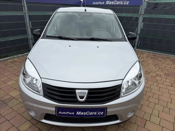 Dacia Sandero 1.4 - foto 2