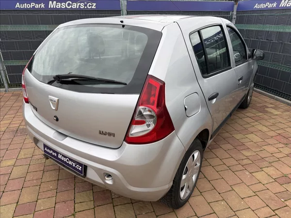 Dacia Sandero 1.4 - foto 5