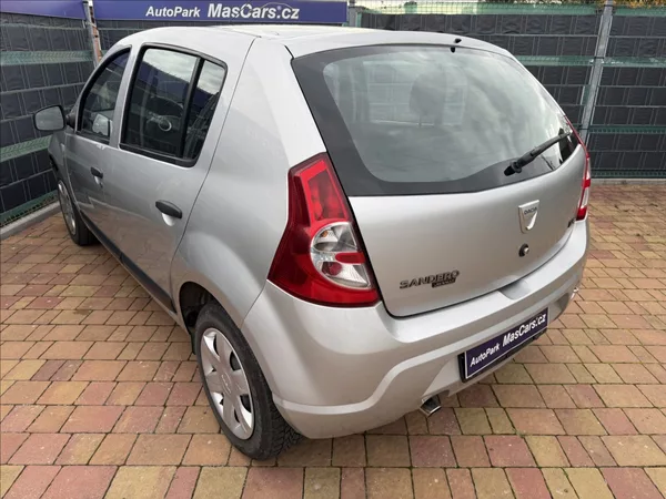 Dacia Sandero 1.4 - foto 6