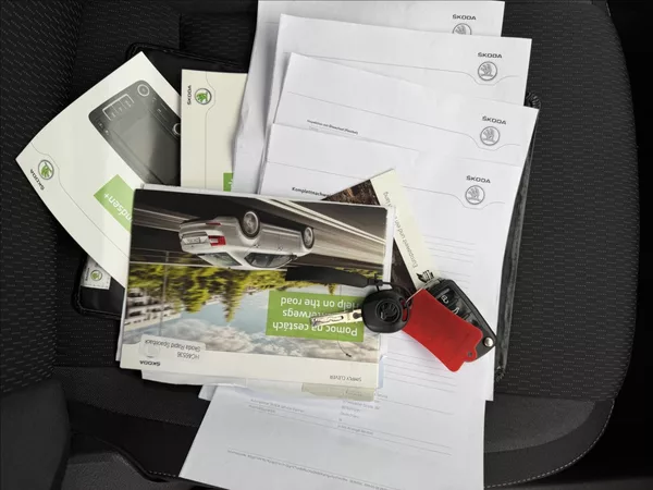 Škoda Rapid 1.6 TDI Spaceback Ambition - foto 21