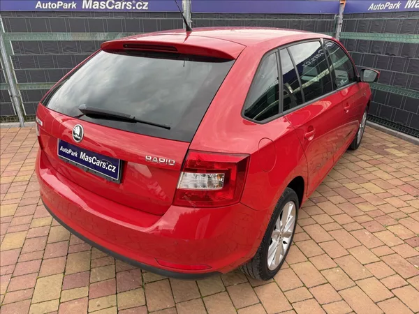 Škoda Rapid 1.6 TDI Spaceback Ambition - foto 5