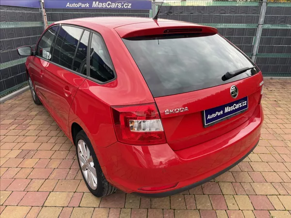 Škoda Rapid 1.6 TDI Spaceback Ambition - foto 6