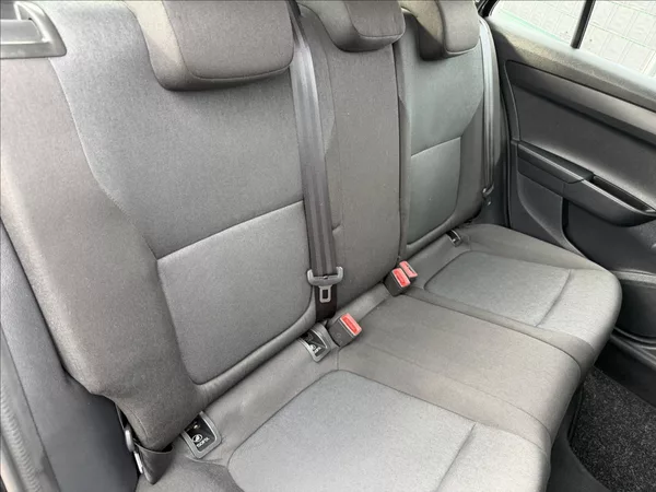Škoda Fabia III 1.0 TSI Active - foto 14