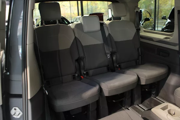 Volkswagen Multivan T7 TDi DSG Edition ACC/NezTop/ - foto 31