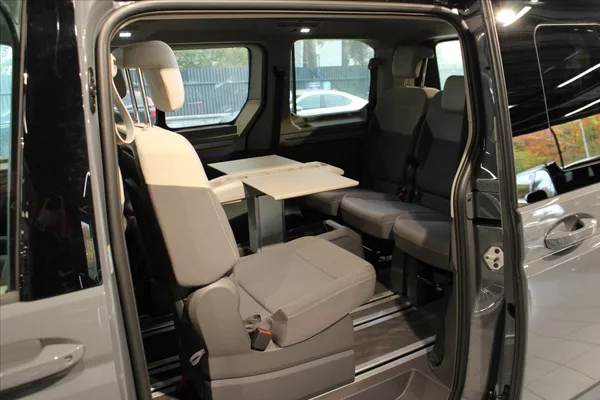Volkswagen Multivan T7 TDi DSG Edition ACC/NezTop/ - foto 33