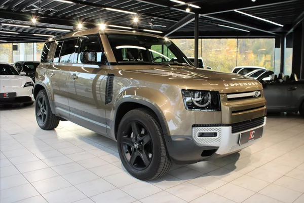 Land Rover Defender 110 D300 SE ACC/NezTop/360°/Ta