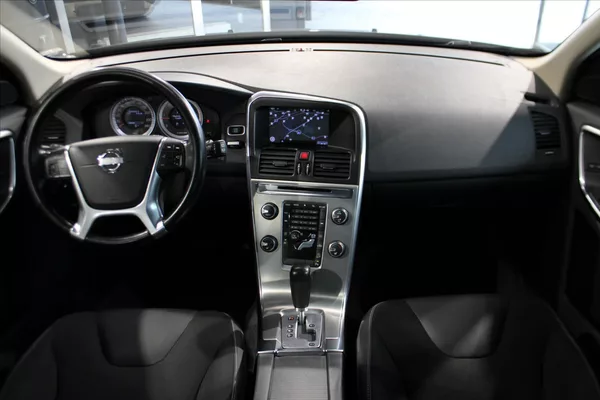 Volvo XC60 D3 AWD Polestar DPH/Tažné - foto 11