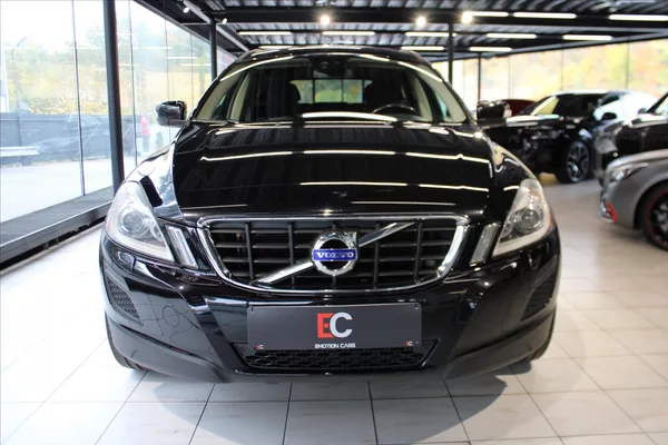 Volvo XC60 D3 AWD Polestar DPH/Tažné - foto 2