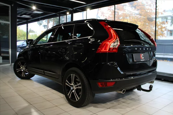 Volvo XC60 D3 AWD Polestar DPH/Tažné - foto 24