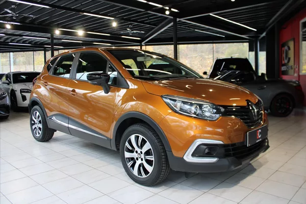 Renault Captur Experience TCe CZ/1.Maj/Fullse
