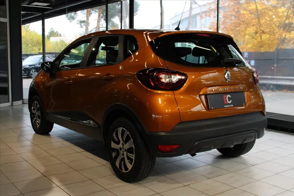 Renault Captur Experience TCe CZ/1.Maj/Fullse - foto 4