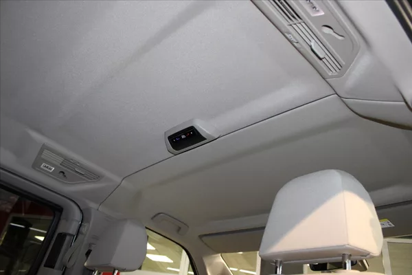 Volkswagen Multivan T7 TDi DSG Edition ACC/NezTop/ - foto 30