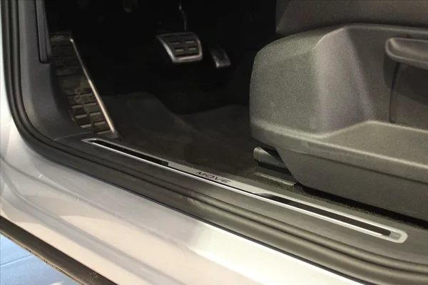 Volkswagen Tiguan TDi DSG 4MOTION IQ.Light/ACC/T - foto 10