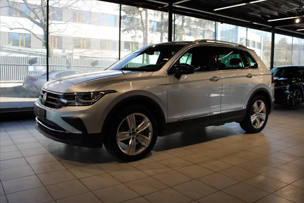 Volkswagen Tiguan TDi DSG 4MOTION IQ.Light/ACC/T - foto 3
