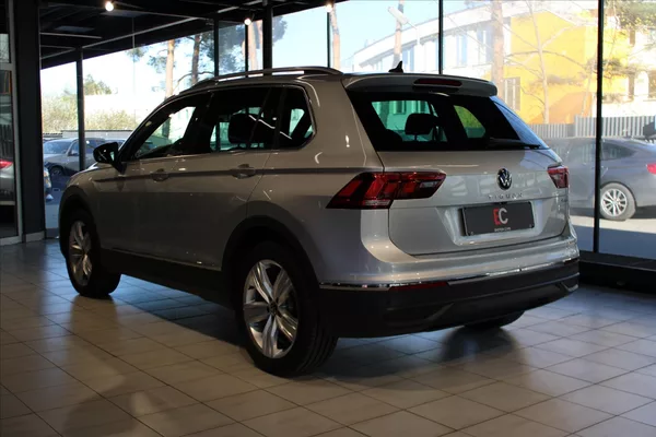 Volkswagen Tiguan TDi DSG 4MOTION IQ.Light/ACC/T - foto 4