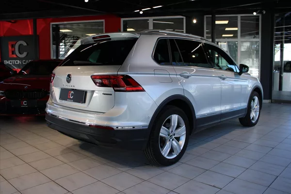 Volkswagen Tiguan TDi DSG 4MOTION IQ.Light/ACC/T - foto 6