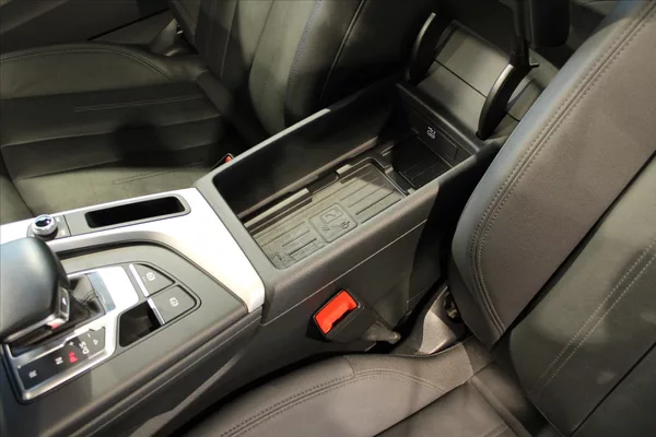 Audi A5 Coupé 40 TDi quattro S Line AC - foto 29