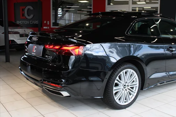 Audi A5 Coupé 40 TDi quattro S Line AC - foto 8
