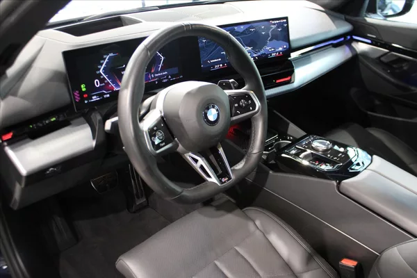 BMW Řada 5 520d xDrive M Sport Pro DAProf - foto 13
