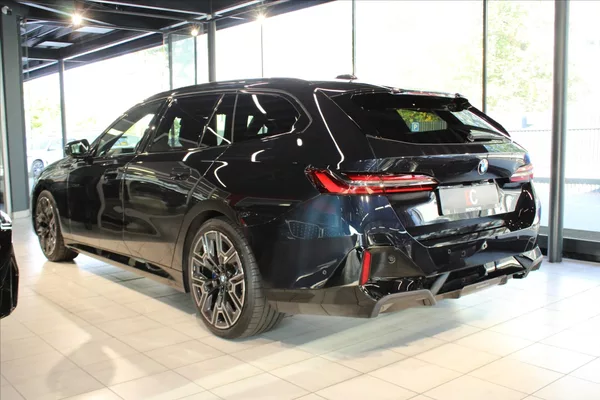BMW Řada 5 520d xDrive M Sport Pro DAProf - foto 4