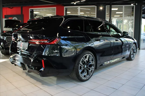 BMW Řada 5 520d xDrive M Sport Pro DAProf - foto 6