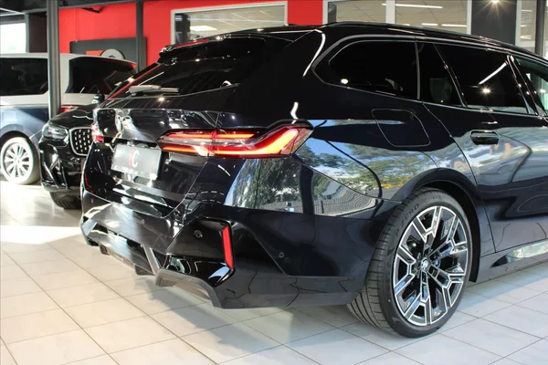 BMW Řada 5 520d xDrive M Sport Pro DAProf - foto 8