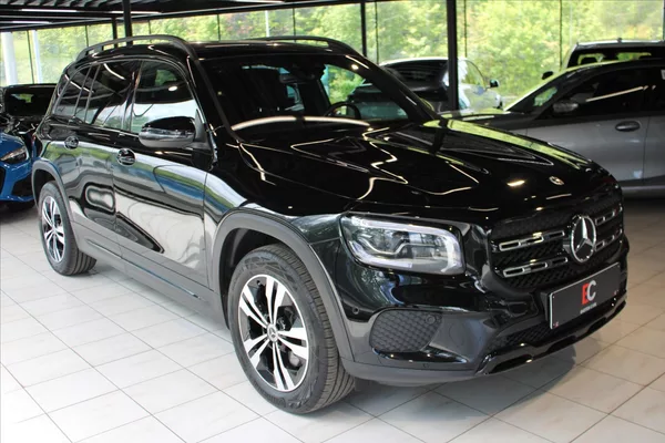 Mercedes-Benz GLB 220d 4MATIC MBEAM/Pano/Night/M