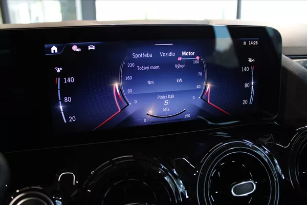 Mercedes-Benz Třídy B 180 MBUX / 1000km / DPH / LED - foto 23