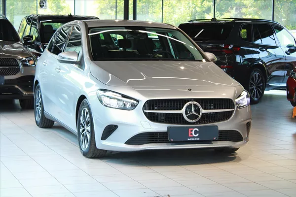 Mercedes-Benz Třídy B 180 MBUX / 1000km / DPH / LED - foto 31
