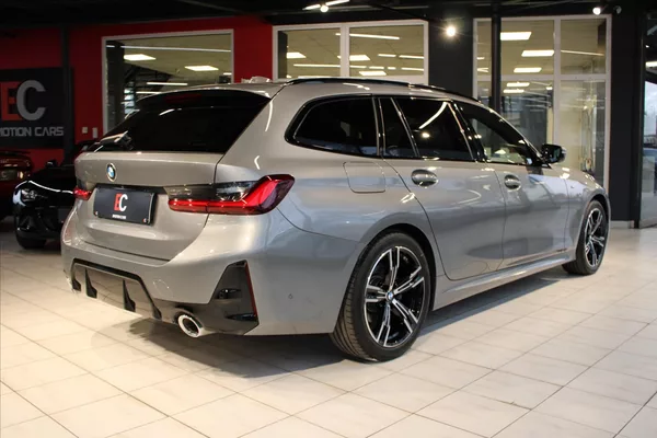 BMW Řada 3 320d xDrive M Sport DAProf/360 - foto 6
