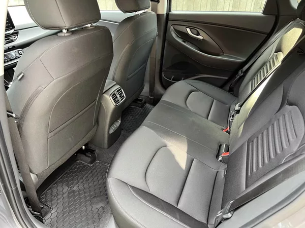 Hyundai i30 STYLE 1.5 DPI 71 kW DPH - foto 10