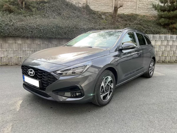 Hyundai i30 STYLE 1.5 DPI 71 kW DPH - foto 2
