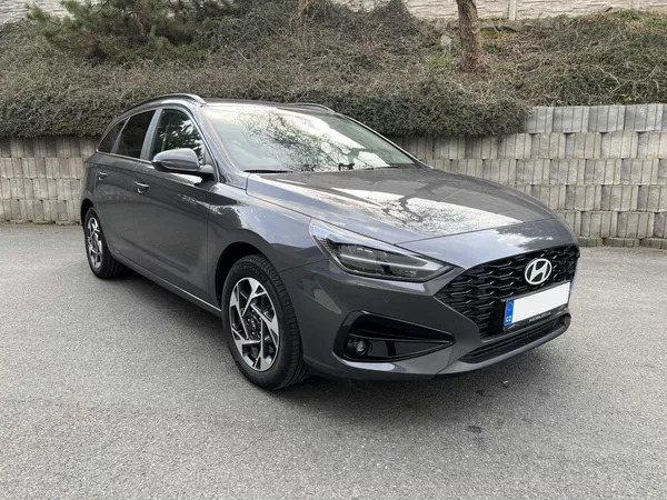 Hyundai i30 STYLE 1.5 DPI 71 kW DPH - foto 3