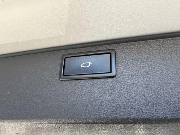 Volkswagen Multivan 2.0 BiTDi 150 kW HIGHLINE - foto 14