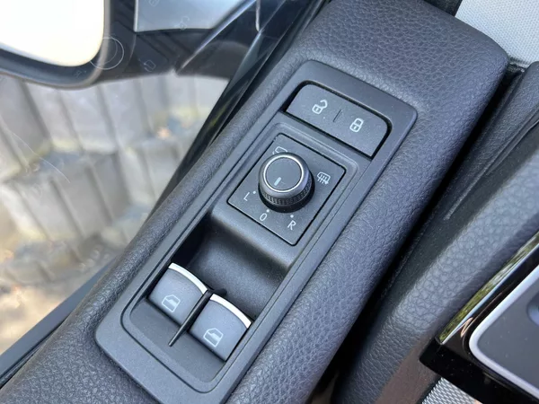 Volkswagen Multivan 2.0 BiTDi 150 kW HIGHLINE - foto 22