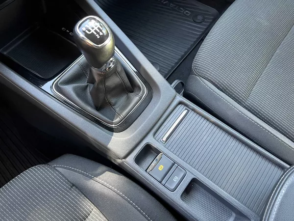 Škoda Octavia combi 2.0TDi 85kW SERVIS ŠKODA - foto 14