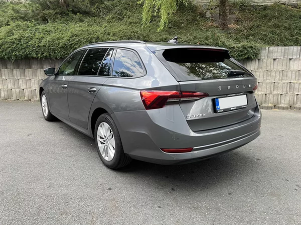 Škoda Octavia combi 2.0 TDi 85 kW - foto 5